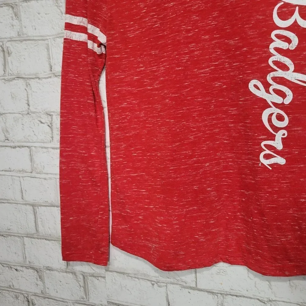 Campus Heritage WI Badgers long sleeve tee - Picture 4 of 13